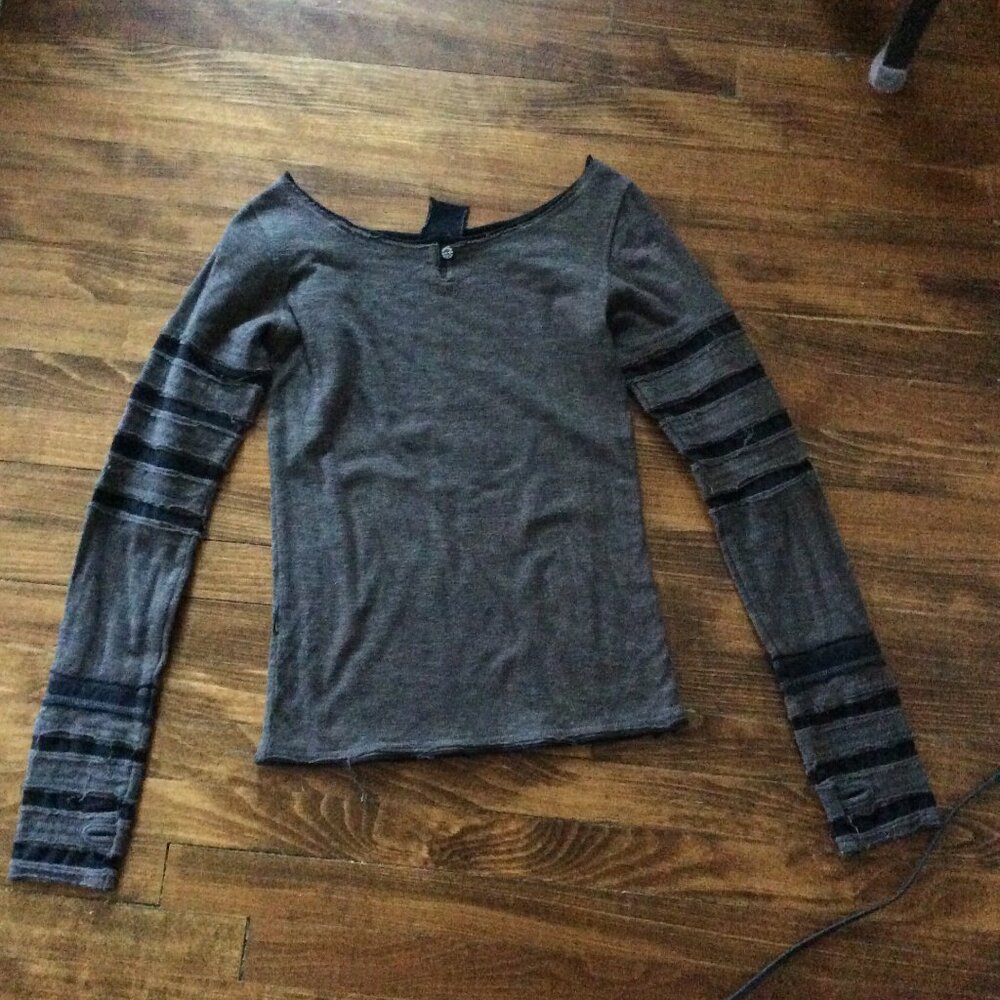 PSYLO Lampu Slub Sweater - Picture 3 of 8